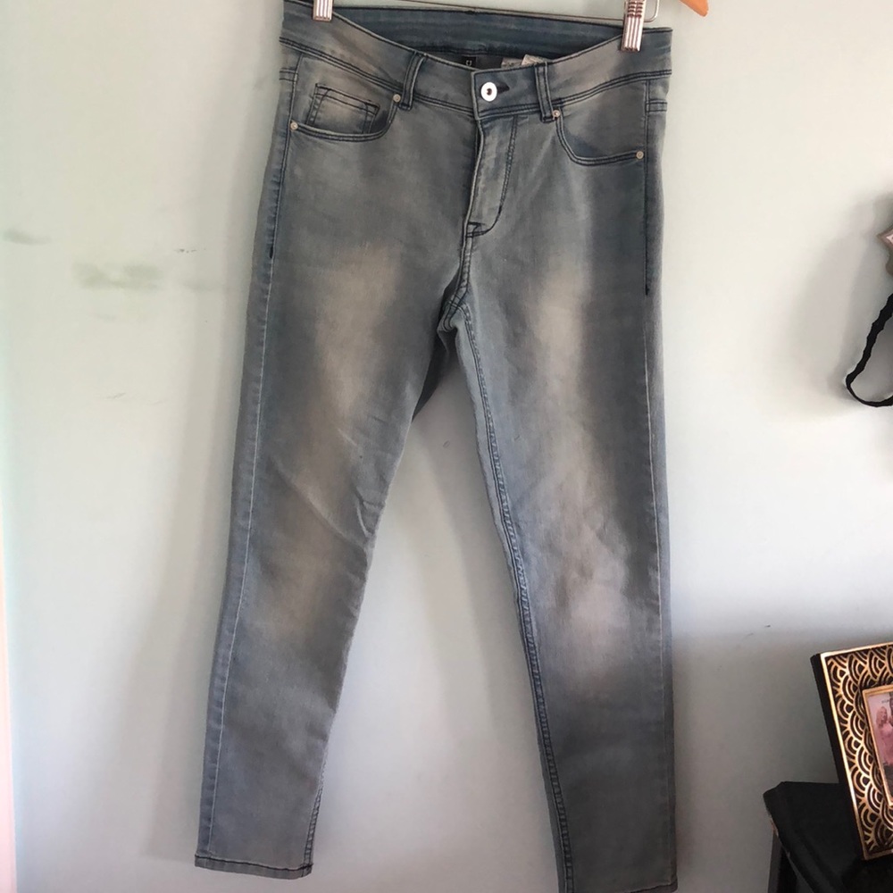 never used jeans